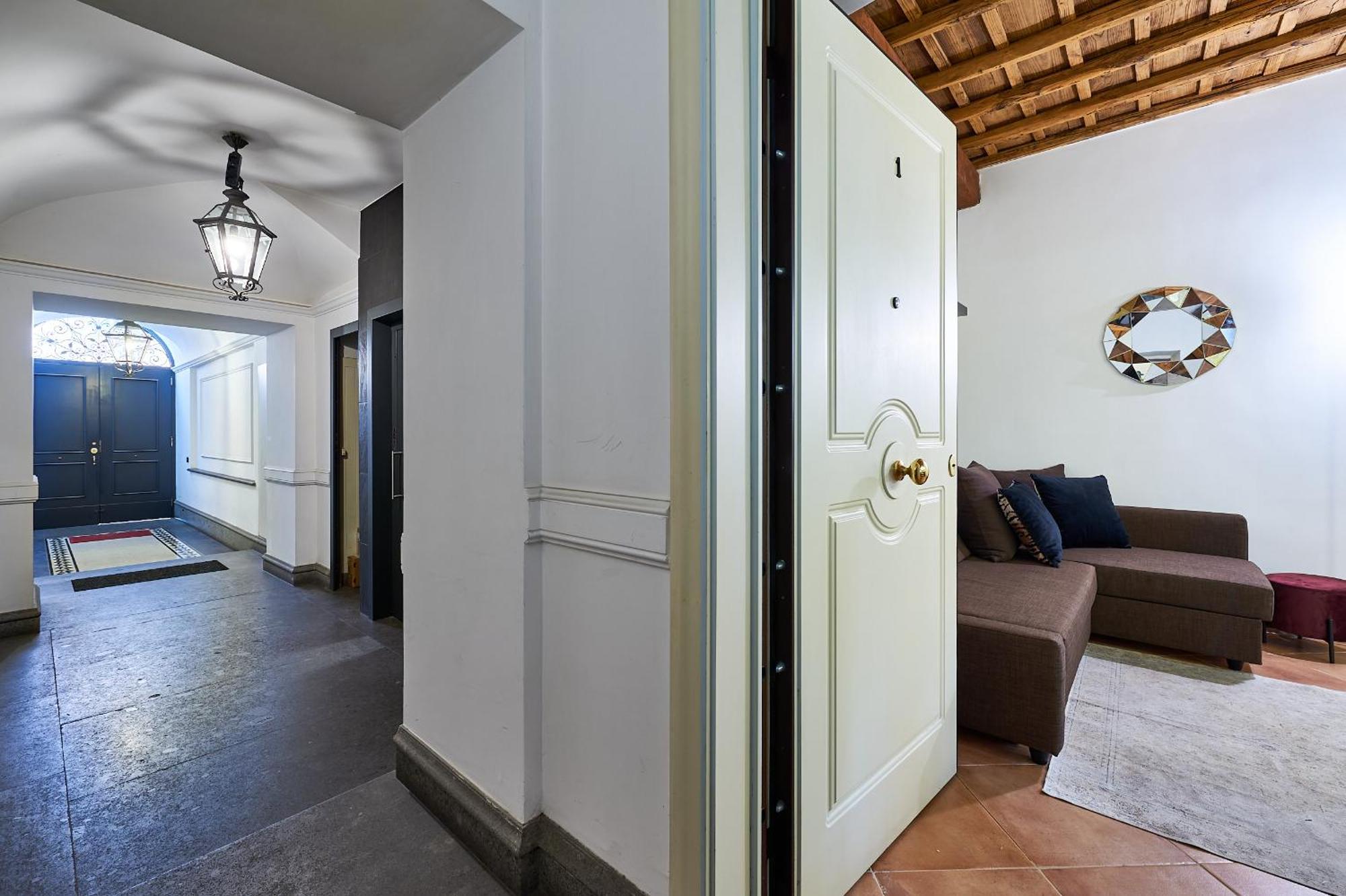 Irex Piazza Del Fico Private Apartment Rome Bagian luar foto